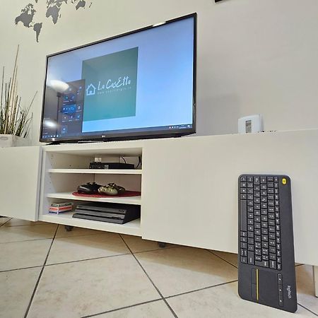 La Casetta Bilocale Centrale Con Terrazza Parkfree Wifi Minipc Ps4 Ac Йези Екстериор снимка